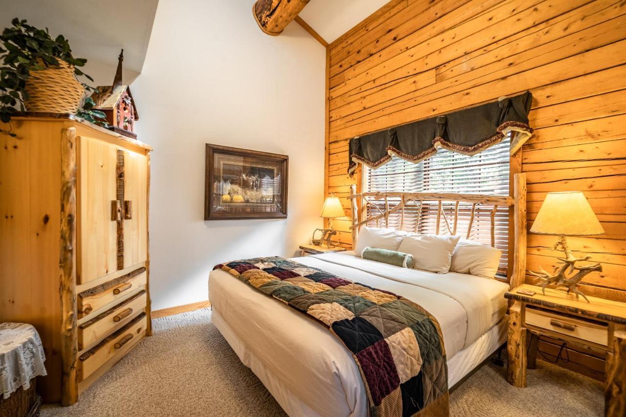 Cabins At Grand Mountain Бренсън Екстериор снимка